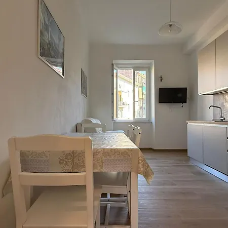 Appartamento Free Parking & Wi-fi - Near The Station