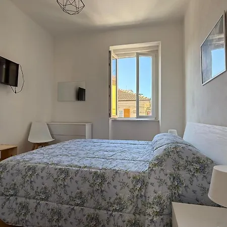 Free Parking & Wi-fi - Near The Station * La Spezia